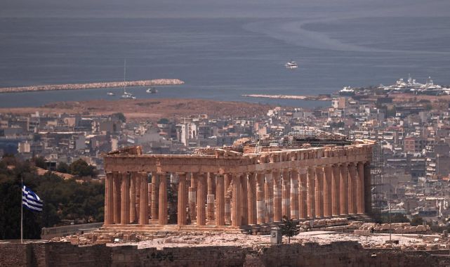 Lost ancient Greek temple found drawn in 2,500-year-old graffiti ...