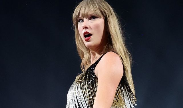 Taylor Swift's Eras Tour inner circle revealed - English - www.abdpost ...